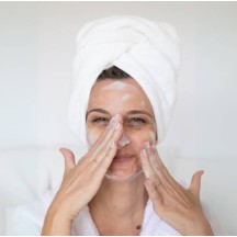 Sauerstoffhaltiger Reinigungsschaum